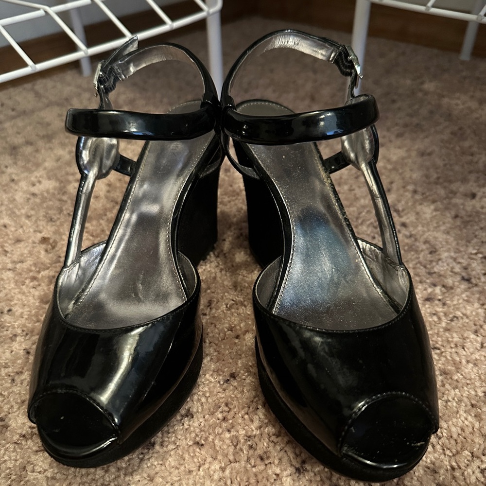 Calvin Klein Wedge open toe sandal